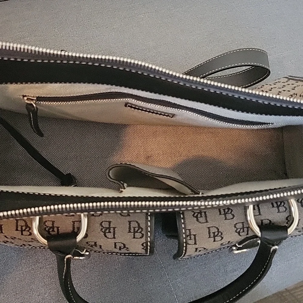 Dooney & Bourke Gray Canvas Black Leather Trim Satchel Shoulder Bag - Picture 11 of 16